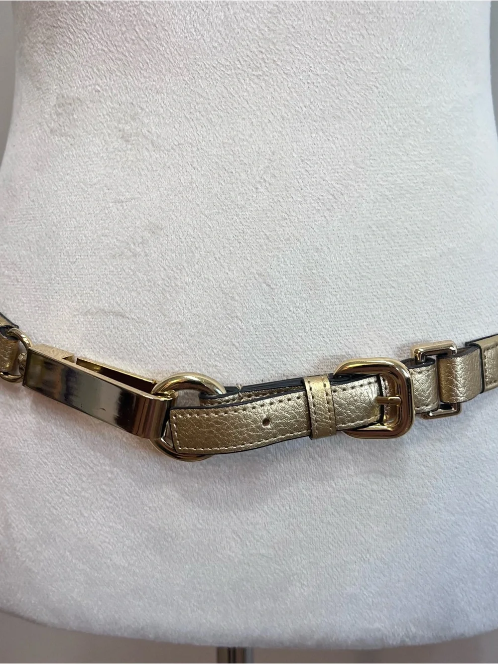 Ann Taylor Metallic Gold Statement Belt Size L Fixed 35” Chain Link Hardware